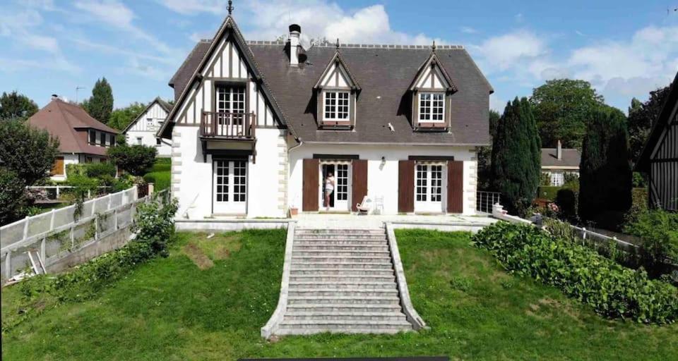 Villa Bonaparte Touques Exterior foto